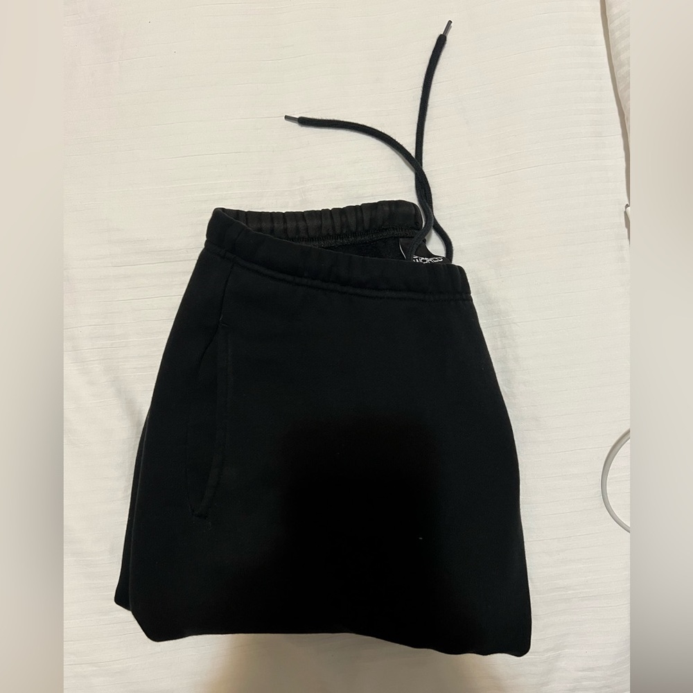 ARITZIA - TNA Super World Sweatpants